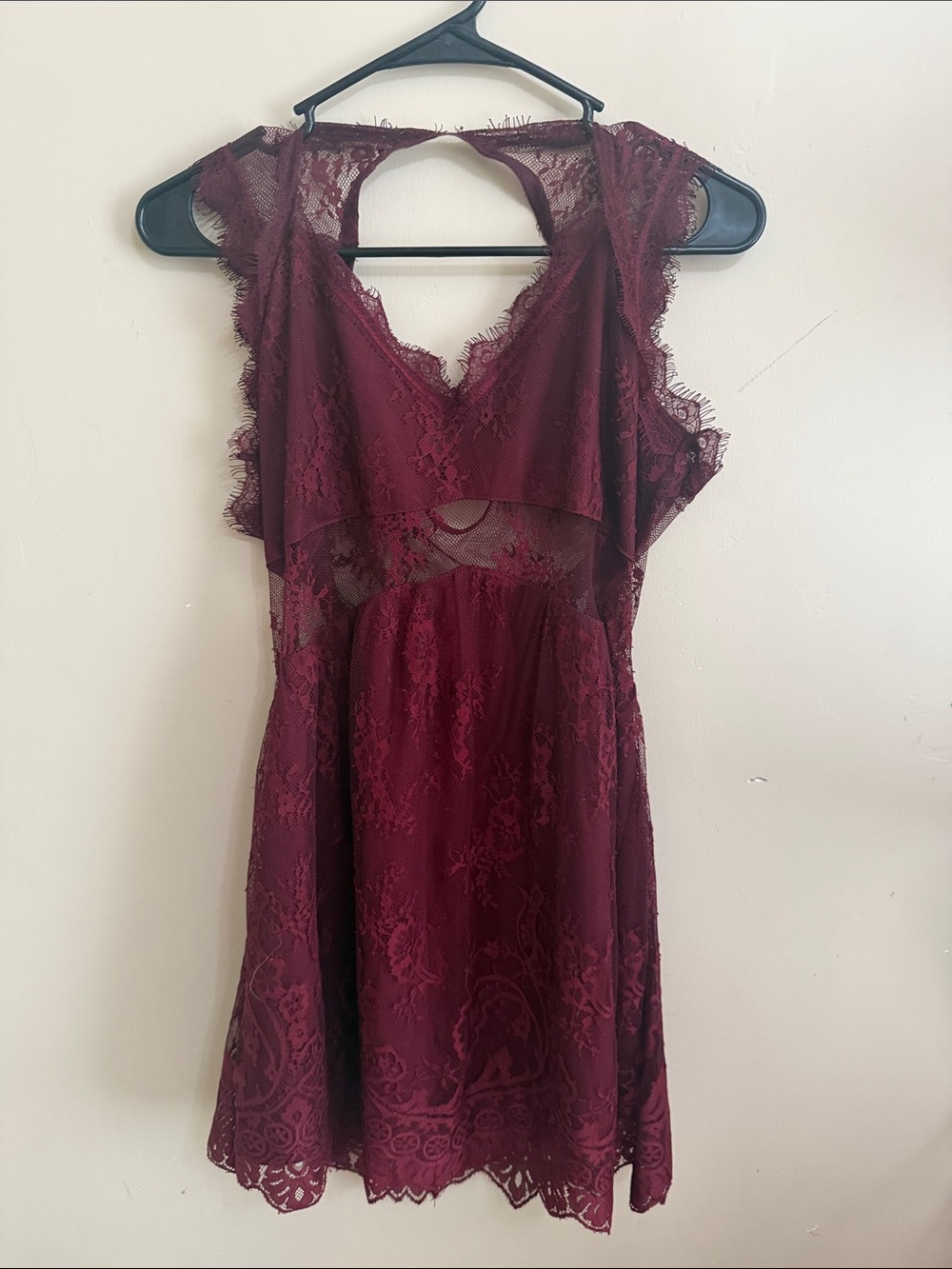 Tobi Burgundy Lace A-Line Dress with Keyhole Back